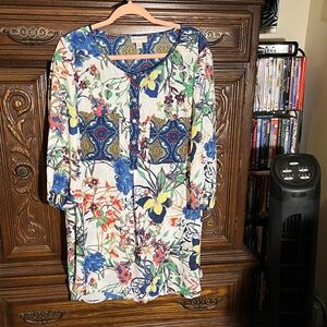 Floral Patterned Tunic Top